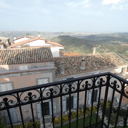 Holiday House Apartment Santa Severina Exterior foto